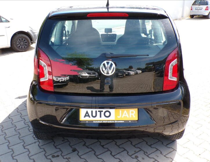 Volkswagen up! 5
