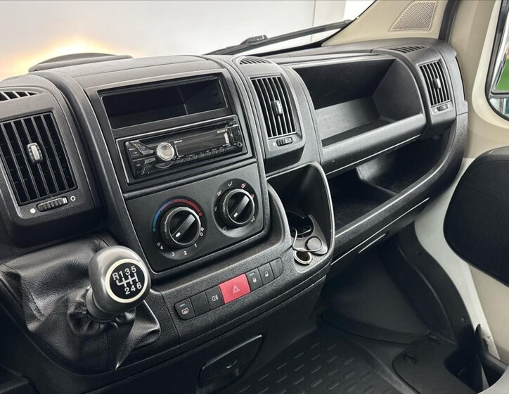 Peugeot Boxer Skříň 2,2 l 96 kw