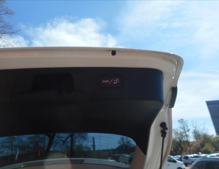 Mercedes-Benz GLC SUV / Terénní 2,0 l 143 kw