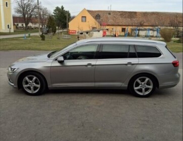 Volkswagen Passat Kombi 0,0 0