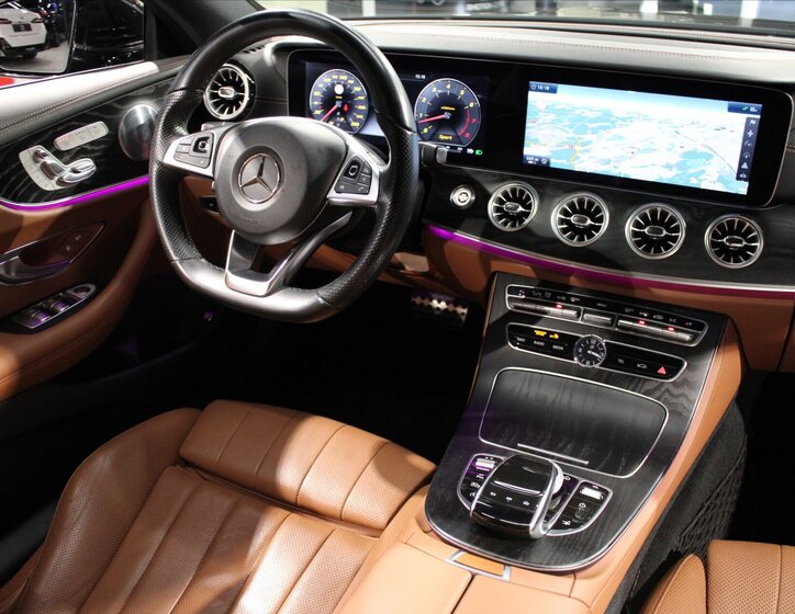 Mercedes-Benz Třídy E 15