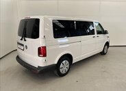 Volkswagen Transporter Kombi 2,0 l 81 kw
