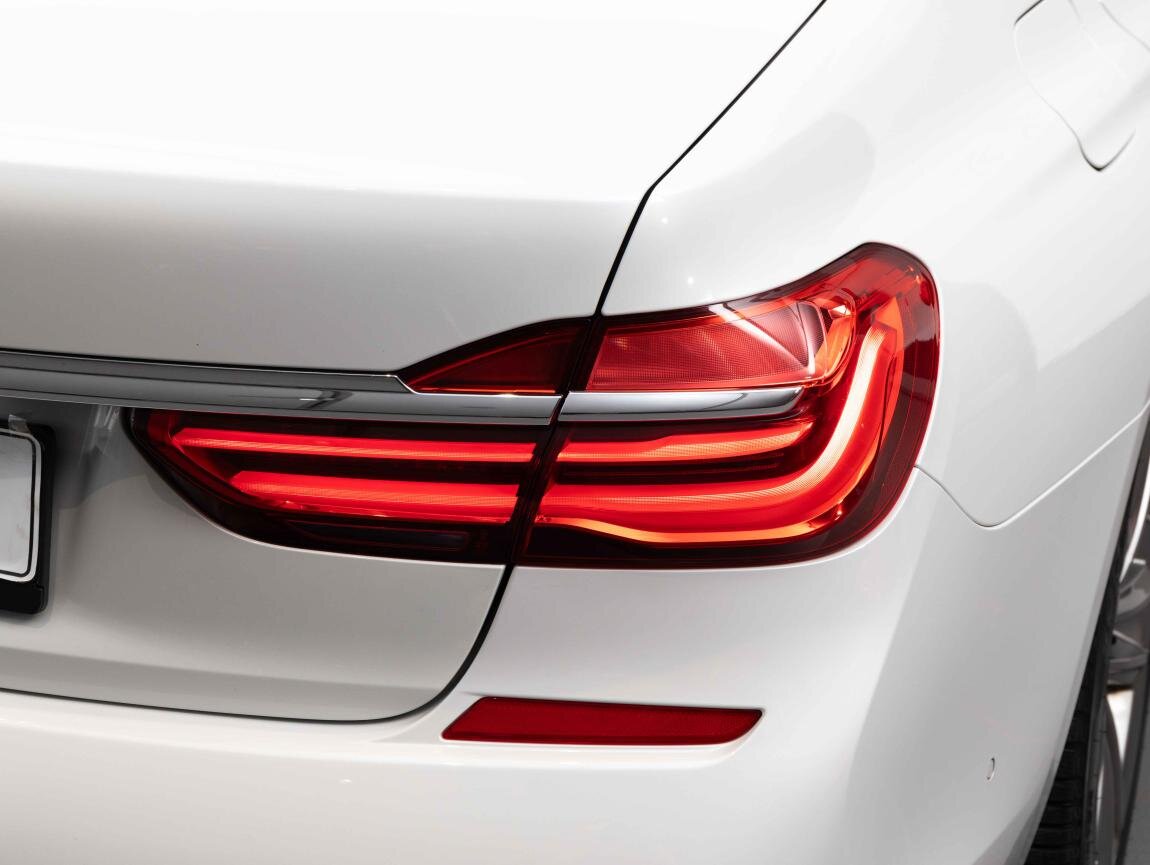 BMW Řada 7 Sedan 4,4 l 330 kw