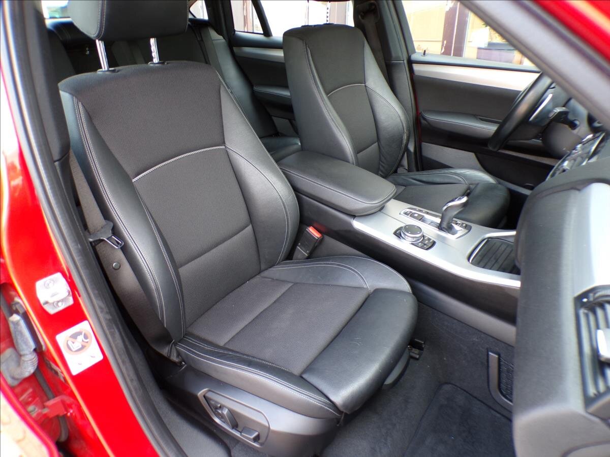 BMW X4 Sedan 3,0 l 190 kw