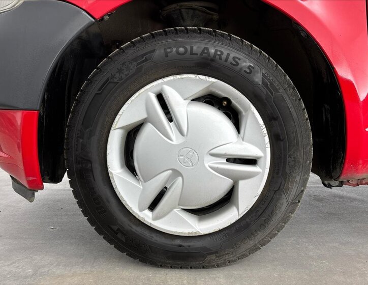 Toyota Yaris Hatchback 998,0 50 kw