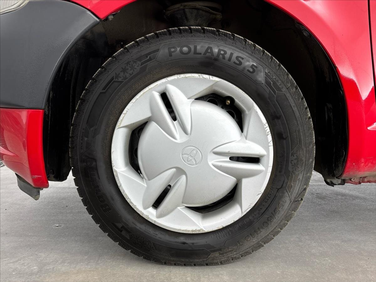 Toyota Yaris Hatchback 998,0 50 kw