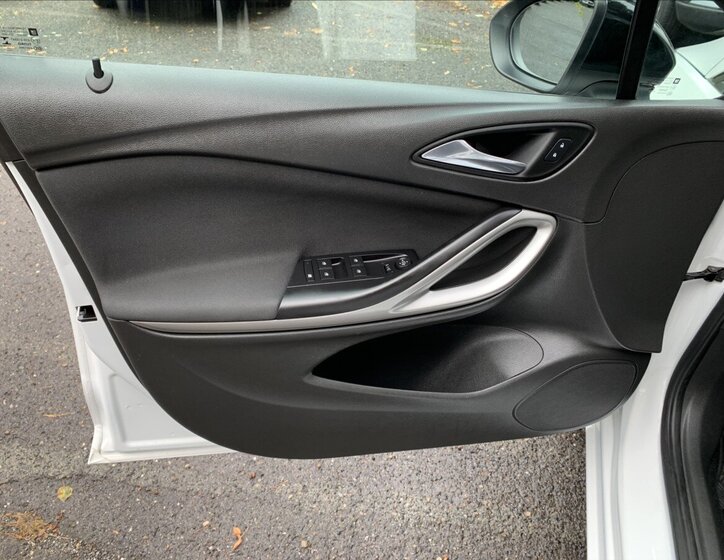 Opel Astra Hatchback 1,5 l 77 kw