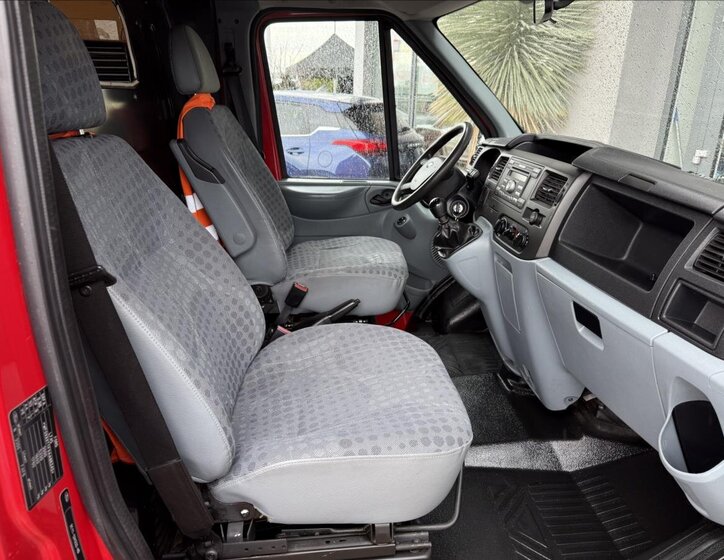 Ford Transit Skříň 2,2 l 85 kw