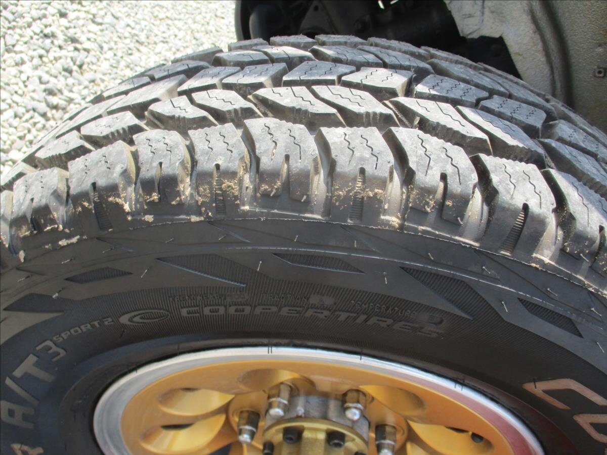 Mitsubishi Pajero SUV / Terénní 2,5 l 70 kw