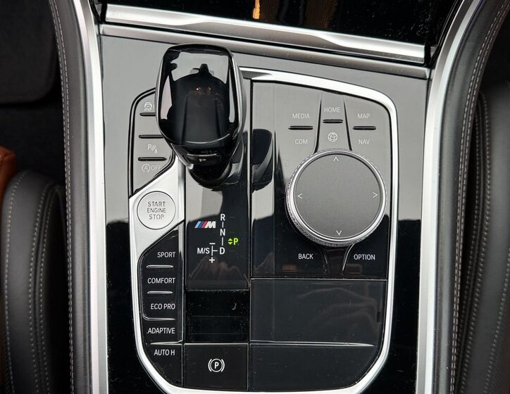 BMW Řada 8 Kupé 4,4 l 390 kw