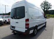 Mercedes-Benz Sprinter 9