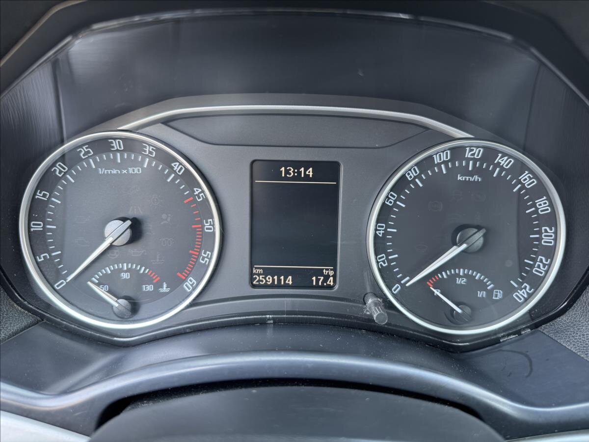 Škoda Octavia Kombi 1,6 l 77 kw