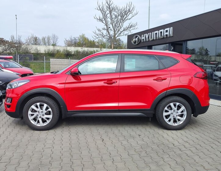 Hyundai Tucson SUV / Terénní 1,6 l 100 kw