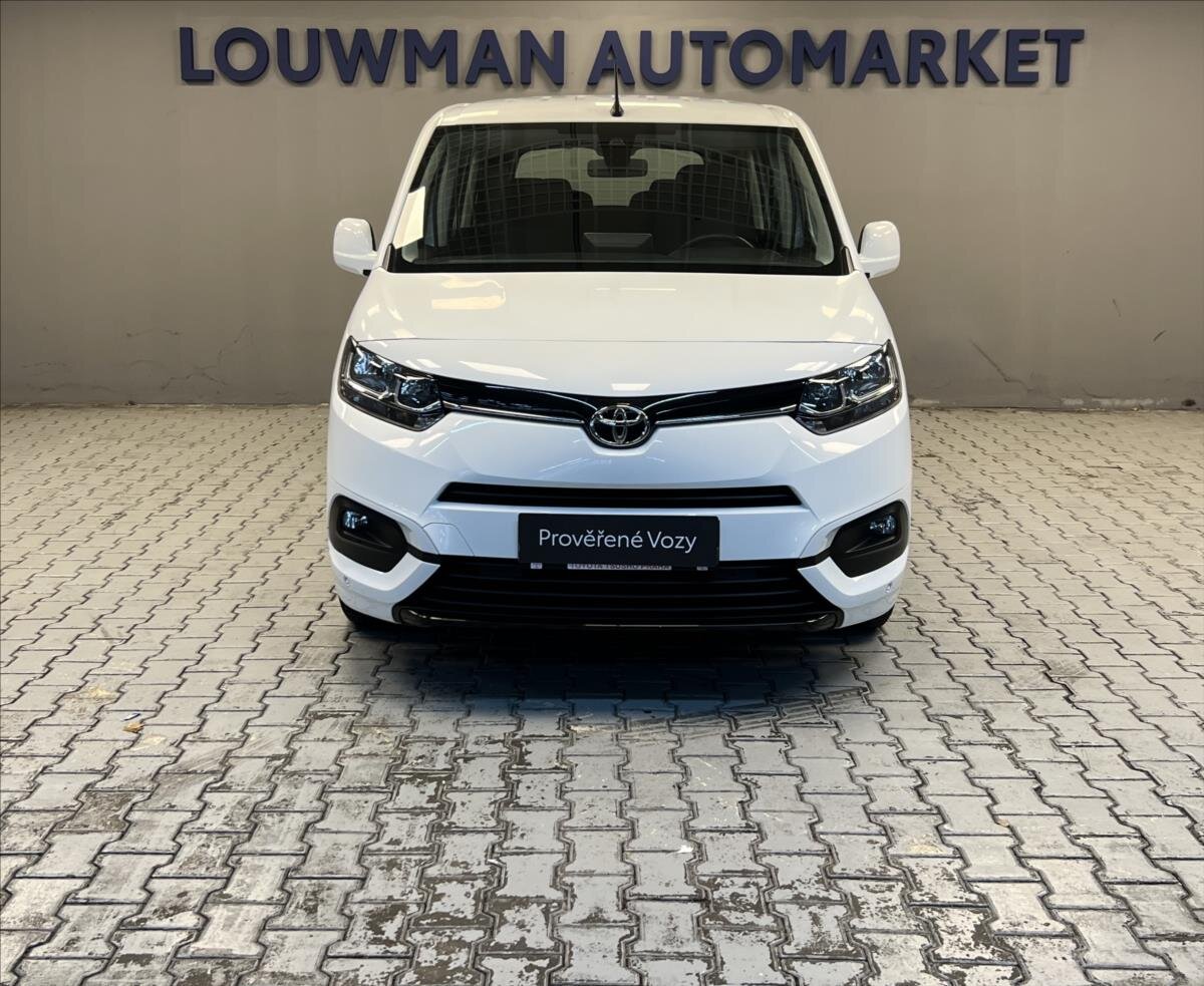 Toyota ProAce City Verso MPV 1,2 l 96 kw
