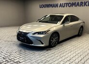 Lexus ES 300h Sedan 2,5 l 160 kw
