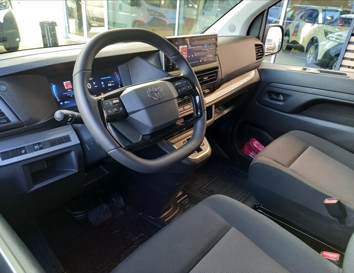 Toyota ProAce 7