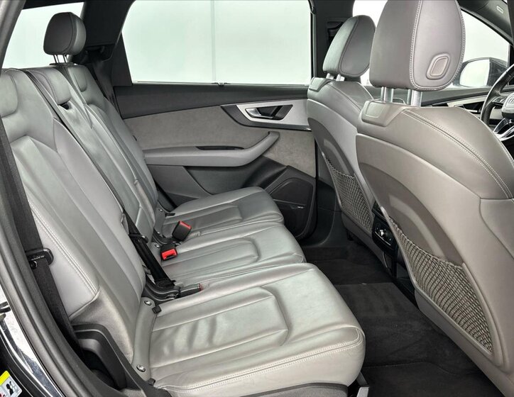 Audi Q7 SUV / Terénní 3,0 l 200 kw