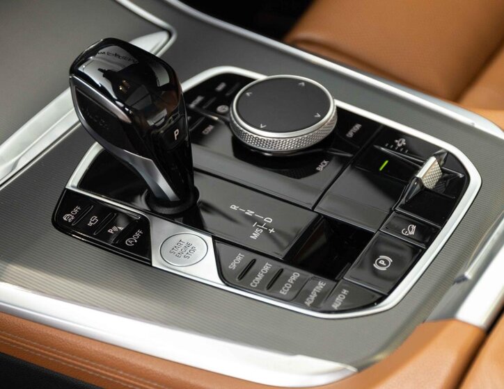 BMW X5 SUV 3,0 l 250 kw