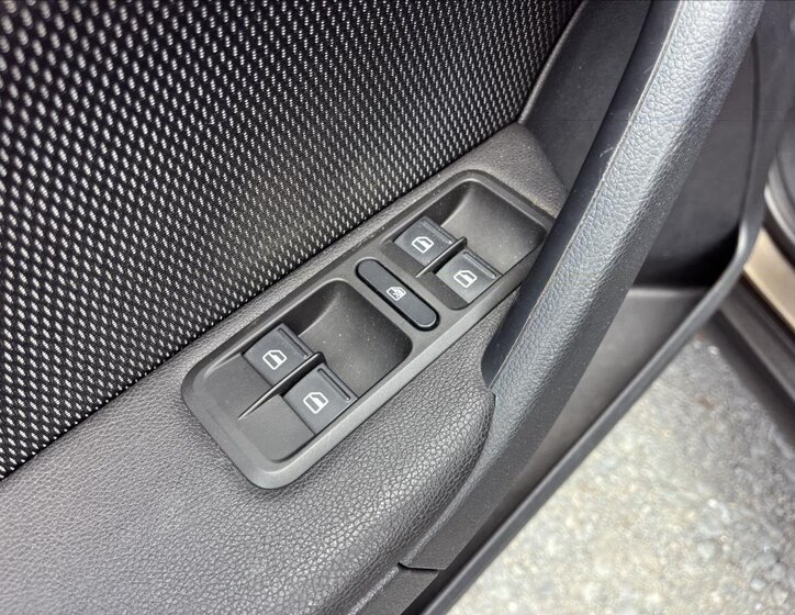 Škoda Yeti SUV / Terénní 1,2 l 77 kw