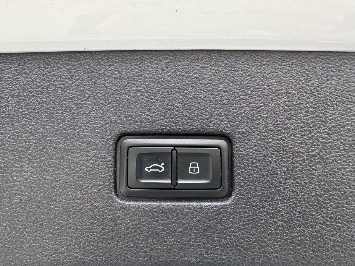 Audi SQ8 SUV / Terénní 4,0 l 320 kw