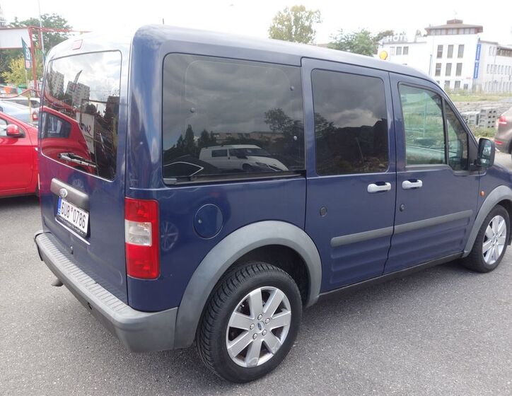 Ford Tourneo Connect 8