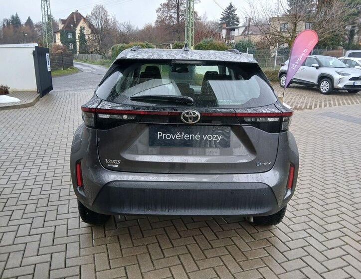 Toyota Yaris Cross SUV 1,5 l 68 kw