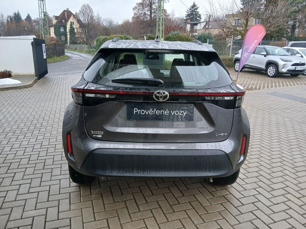 Toyota Yaris Cross SUV 1,5 l 68 kw
