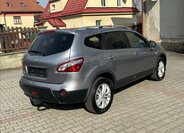 Nissan Qashqai Hatchback 2,0 l 104 kw