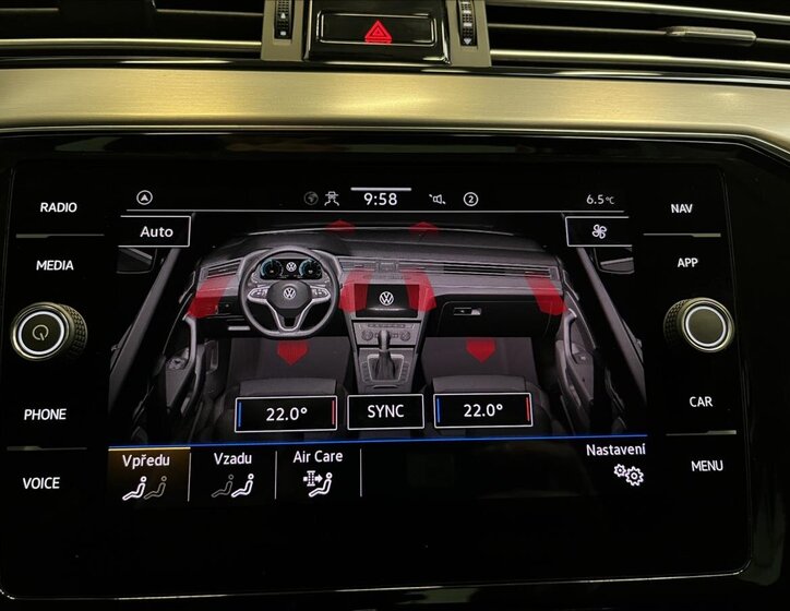 Volkswagen Passat Sedan 1,5 l 110 kw