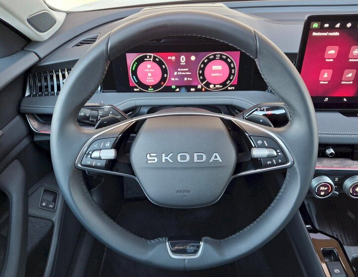 Škoda Superb Kombi 1,5 l 150 kw