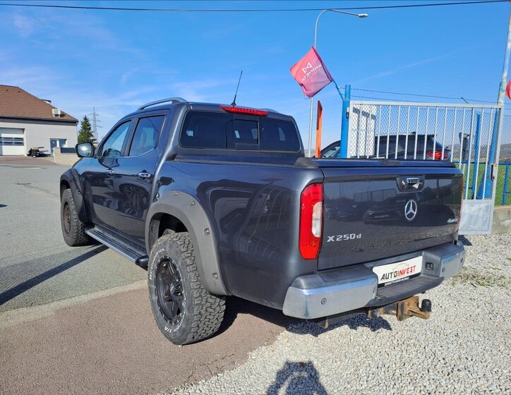 Mercedes-Benz Třídy X 5