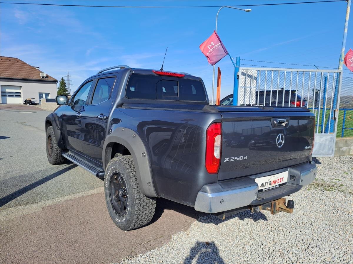 Mercedes-Benz Třídy X