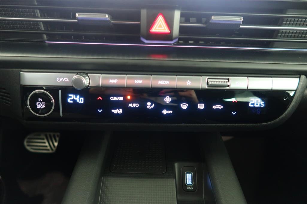 Hyundai Ioniq 6 Sedan / Limuzína 0,0 239 kw