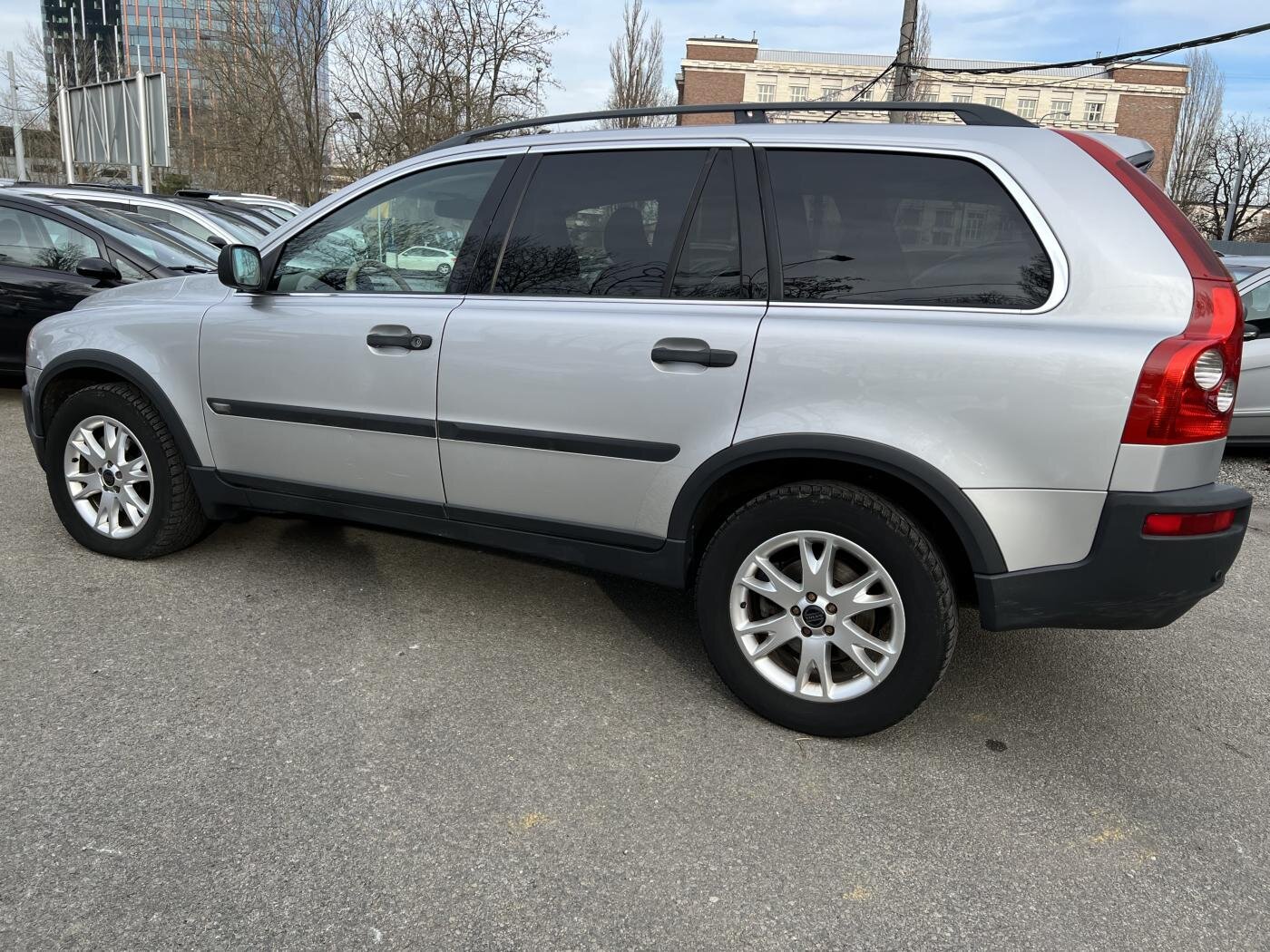 Volvo XC90 SUV 2,4 l 120 kw