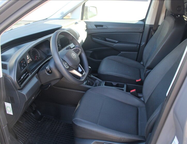 Volkswagen Caddy Skříň 2,0 l 75 kw