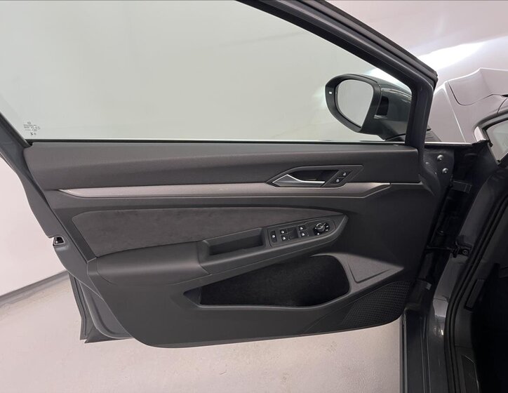 Volkswagen Golf Kombi 1,5 l 110 kw