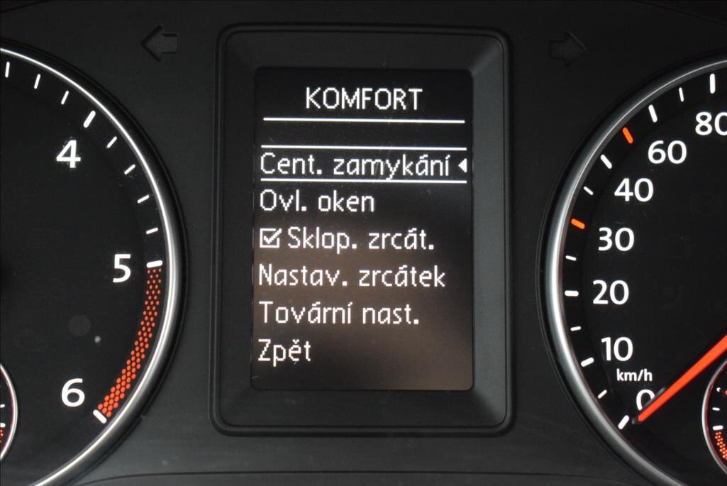 Volkswagen Touran Kombi 1,6 l 77 kw