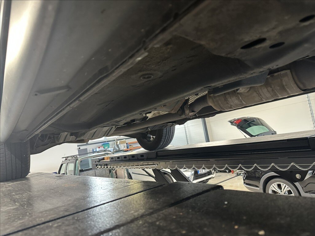 Mitsubishi Outlander SUV / Terénní 2,3 l 110 kw