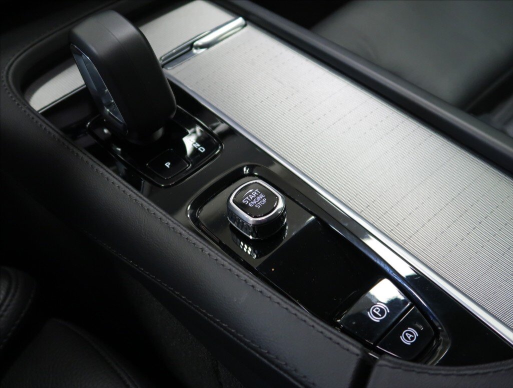 Volvo XC90 SUV / Terénní 2,0 l 173 kw