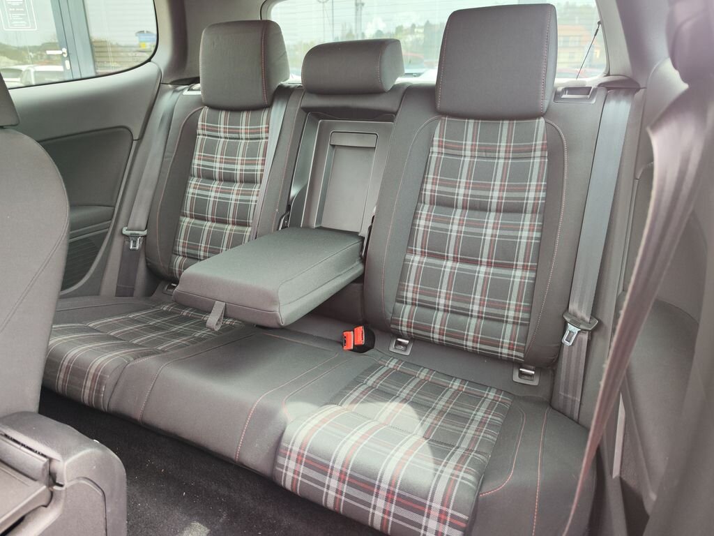 Volkswagen Golf Kombi 2,0 l 155 kw