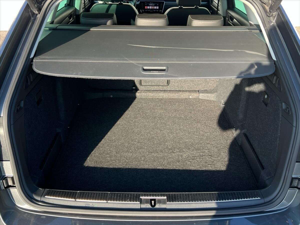 Škoda Superb Kombi 1,5 l 110 kw