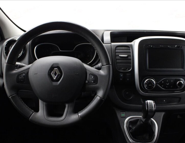 Renault Trafic 27