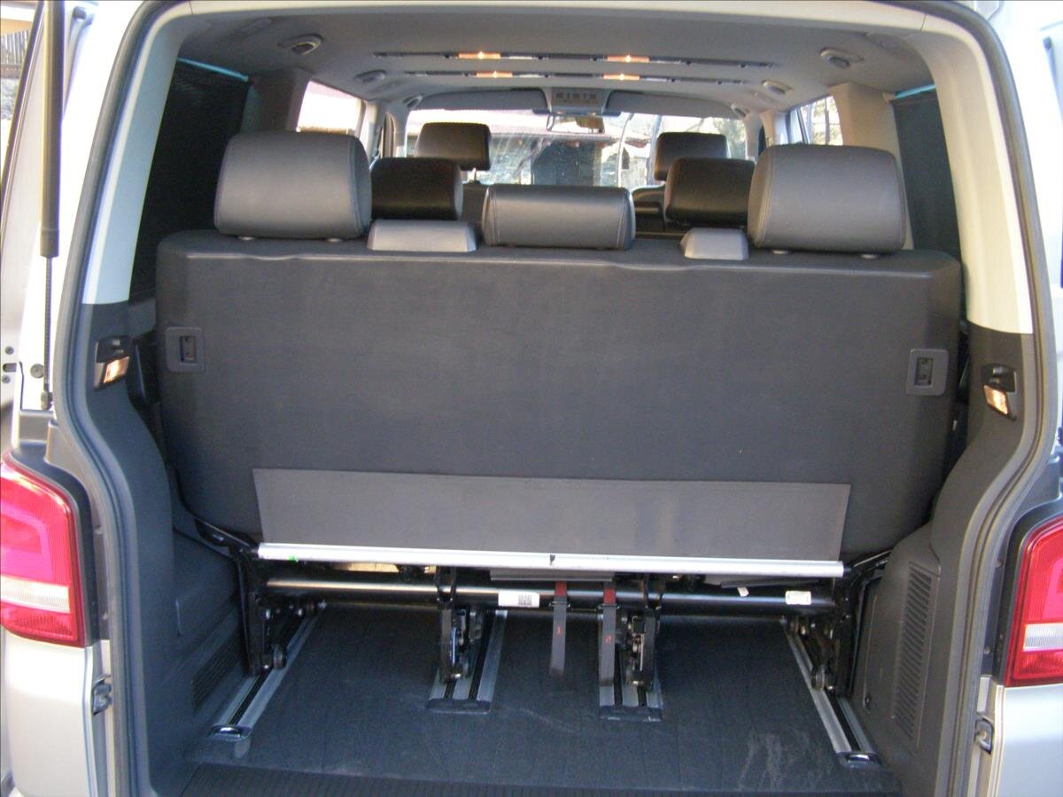 Volkswagen Multivan MPV 2,0 l 132 kw