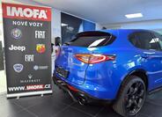 Alfa Romeo Stelvio 5