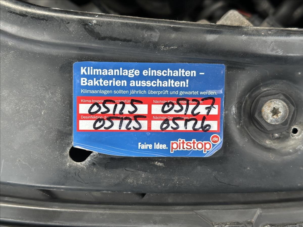 Volkswagen Touran MPV 2,0 l 103 kw