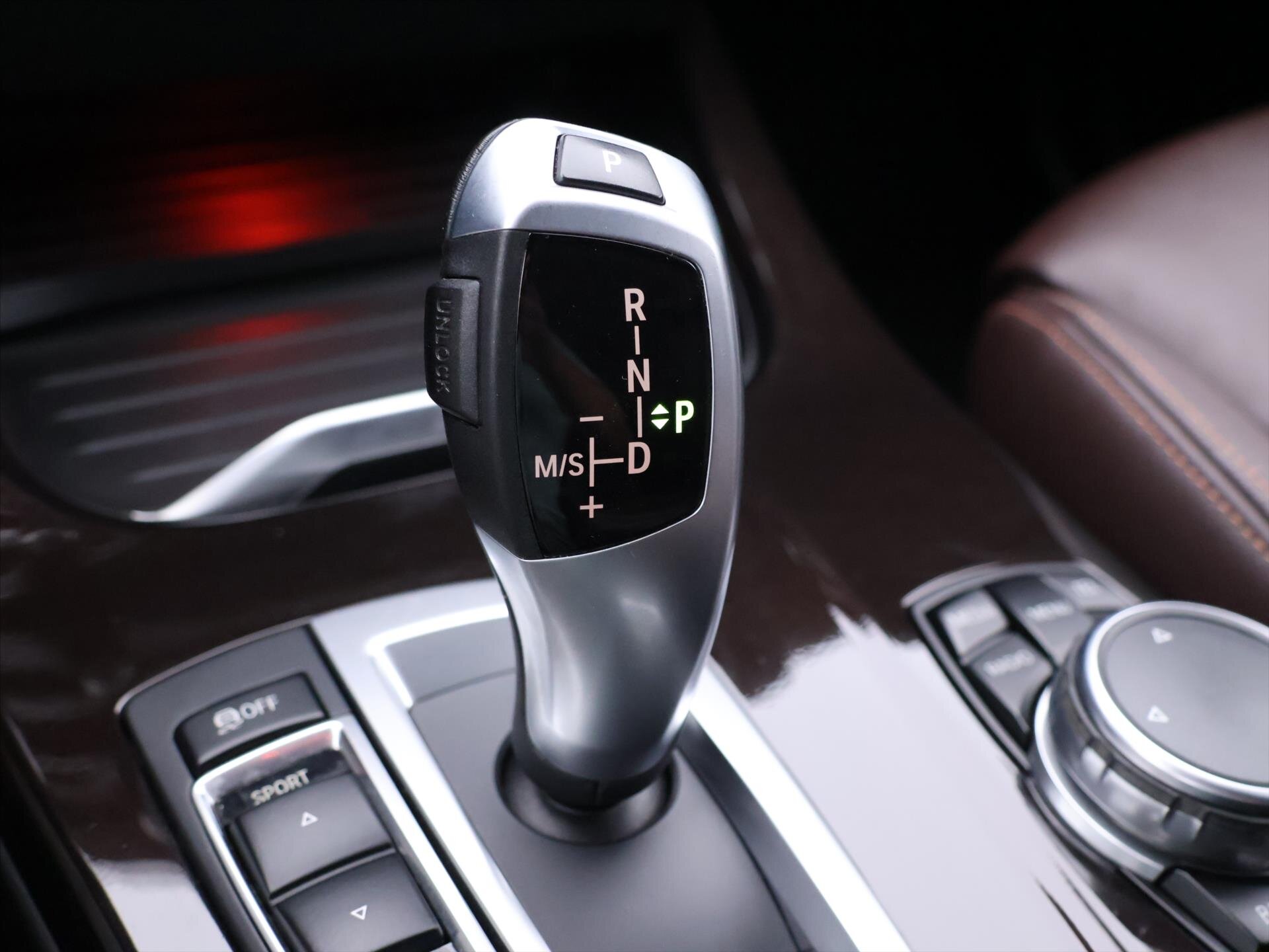 BMW X4 SUV / Terénní 2,0 l 140 kw