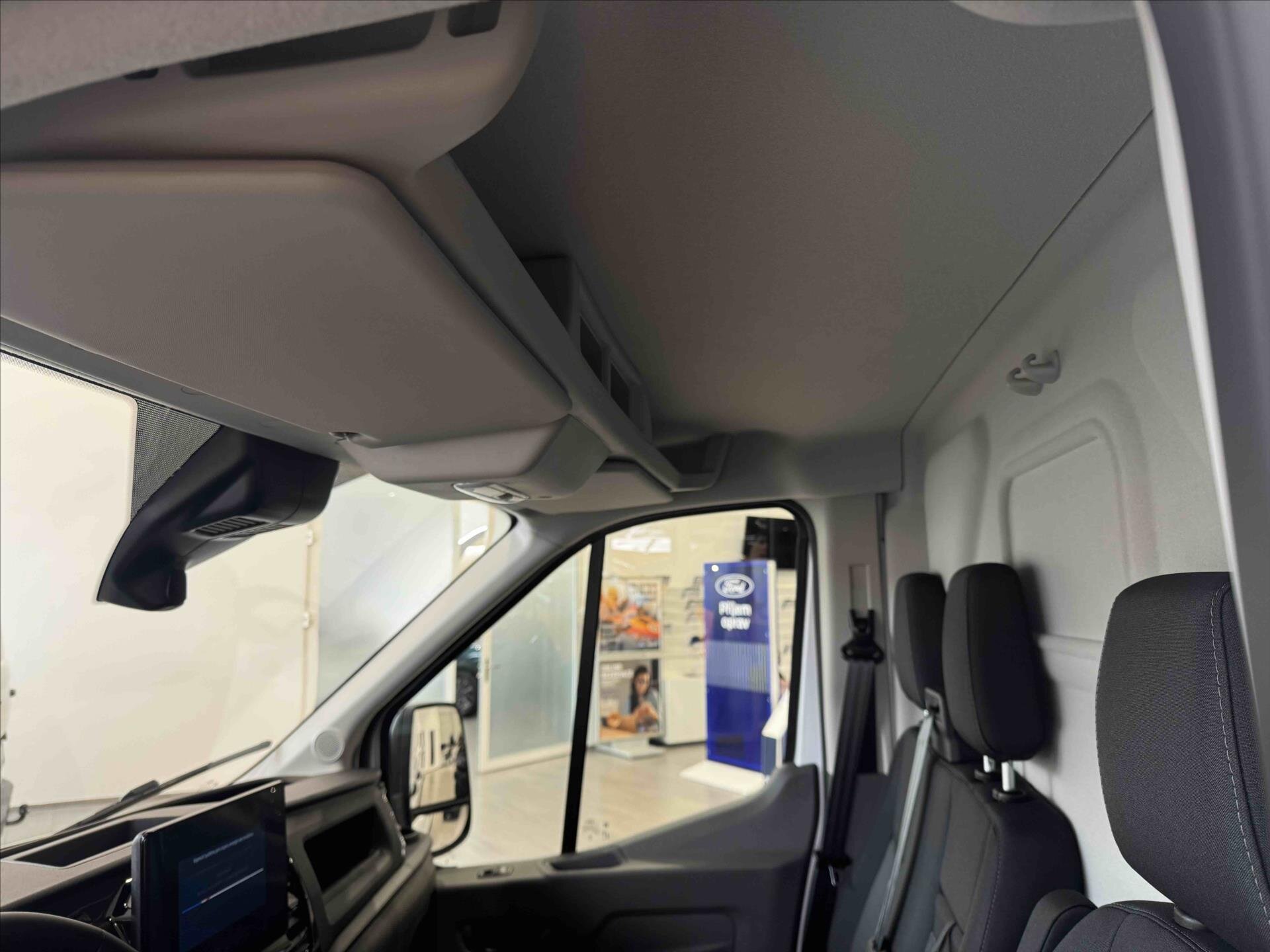 Ford Transit VAN / Minibus 2,0 l 121 kw