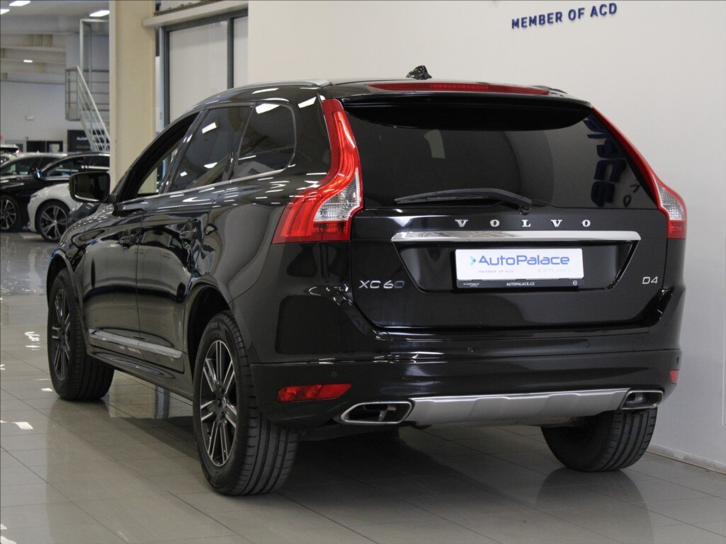 Volvo XC60 SUV / Terénní 2,0 l 140 kw