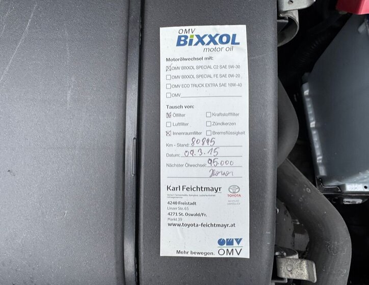 Toyota Yaris Hatchback 998,0 51 kw