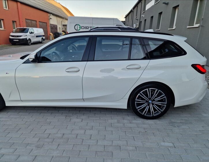 BMW Řada 3 Kombi 2,0 l 140 kw